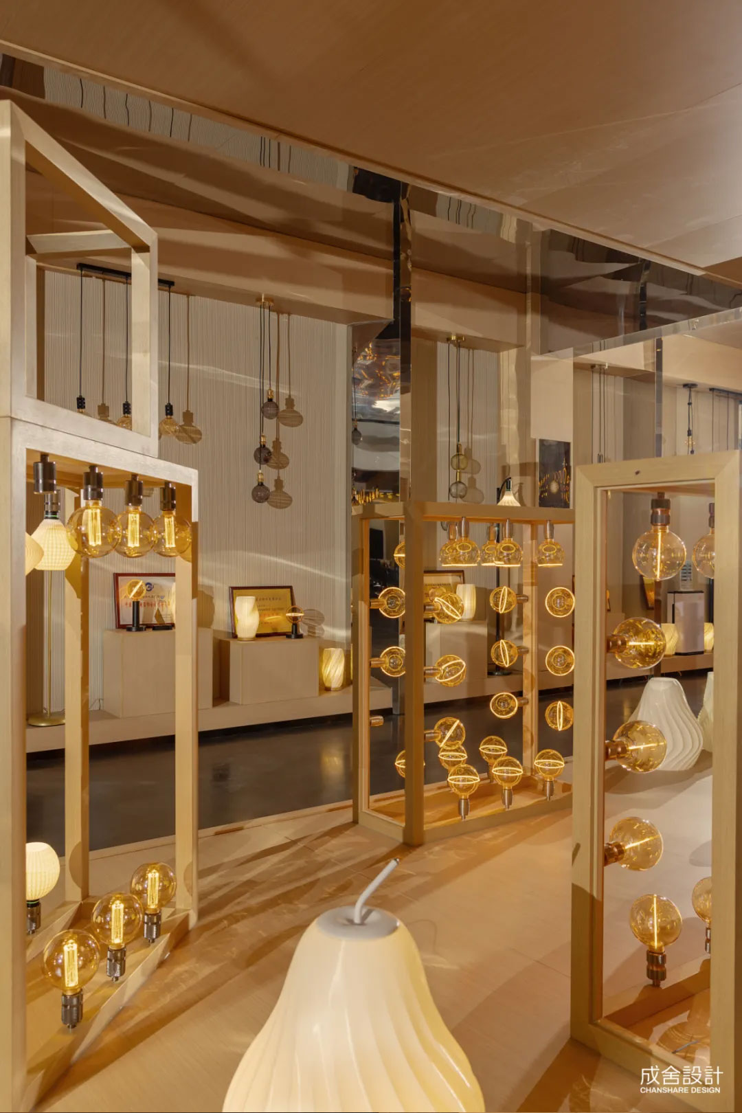暖灯展示-常州工装公司